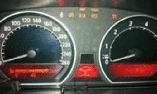[Repair Case] BMW E66 all instrument warning lights are illuminated.